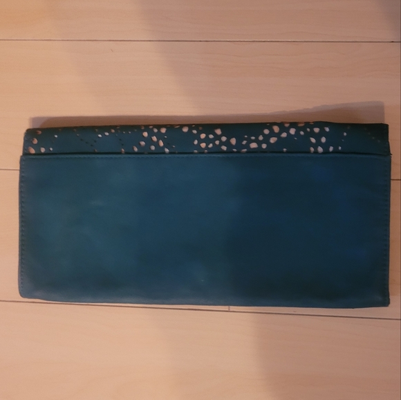 American Eagle Envelope Clutch - Picture 3 of 3